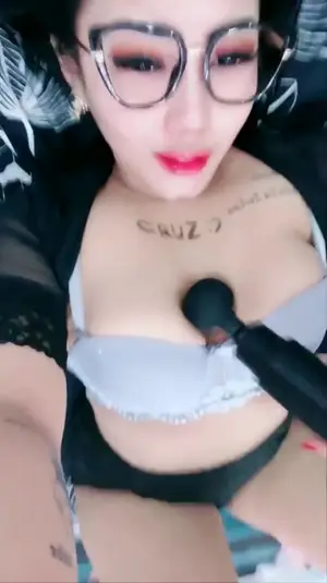 Bokep VCS Kak Sandra Cantik Remas2 Nenen ID 81869430 Mango